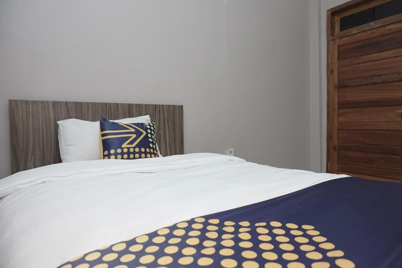 Oyo 2200 Hotel Gunung Sari Rantauprapat Extérieur photo